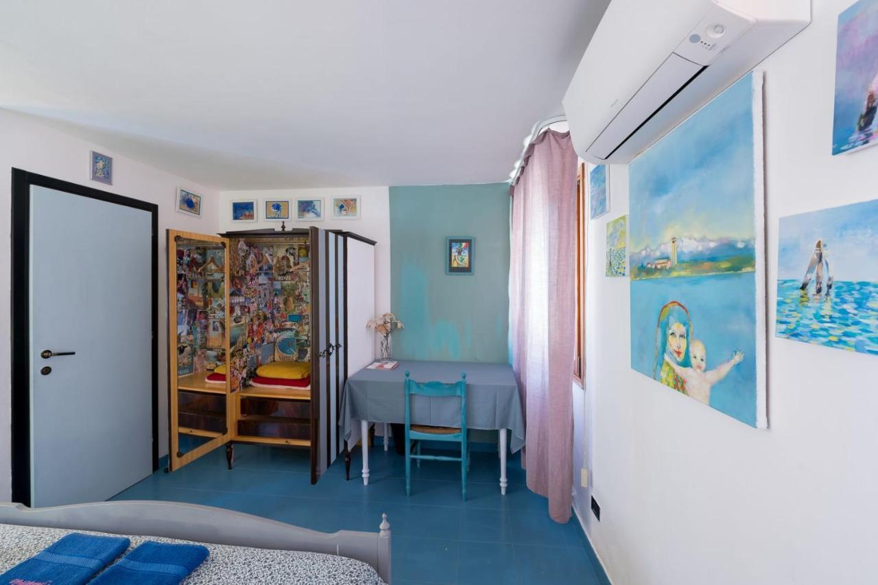Night Galleria Holiday Home - Bed & Art In Burano - The Pink House Εξωτερικό φωτογραφία